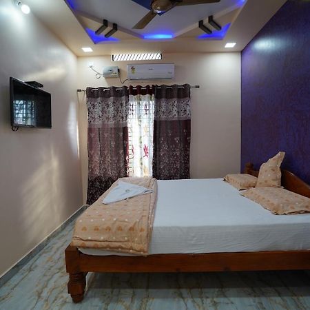 Akash Homestay ฮัมปี ภายนอก รูปภาพ