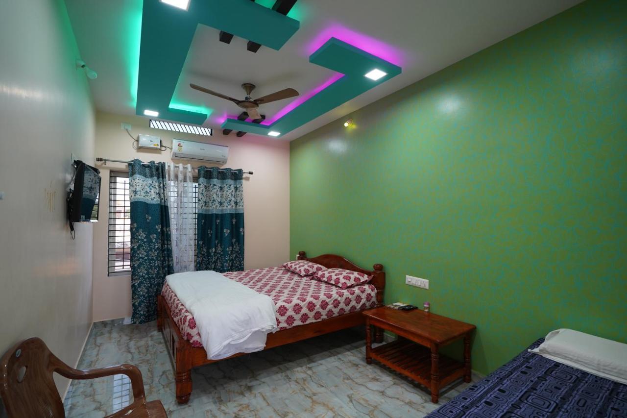 Akash Homestay ฮัมปี ภายนอก รูปภาพ