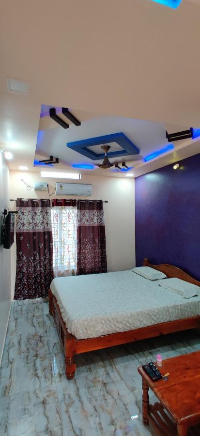 Akash Homestay ฮัมปี ภายนอก รูปภาพ